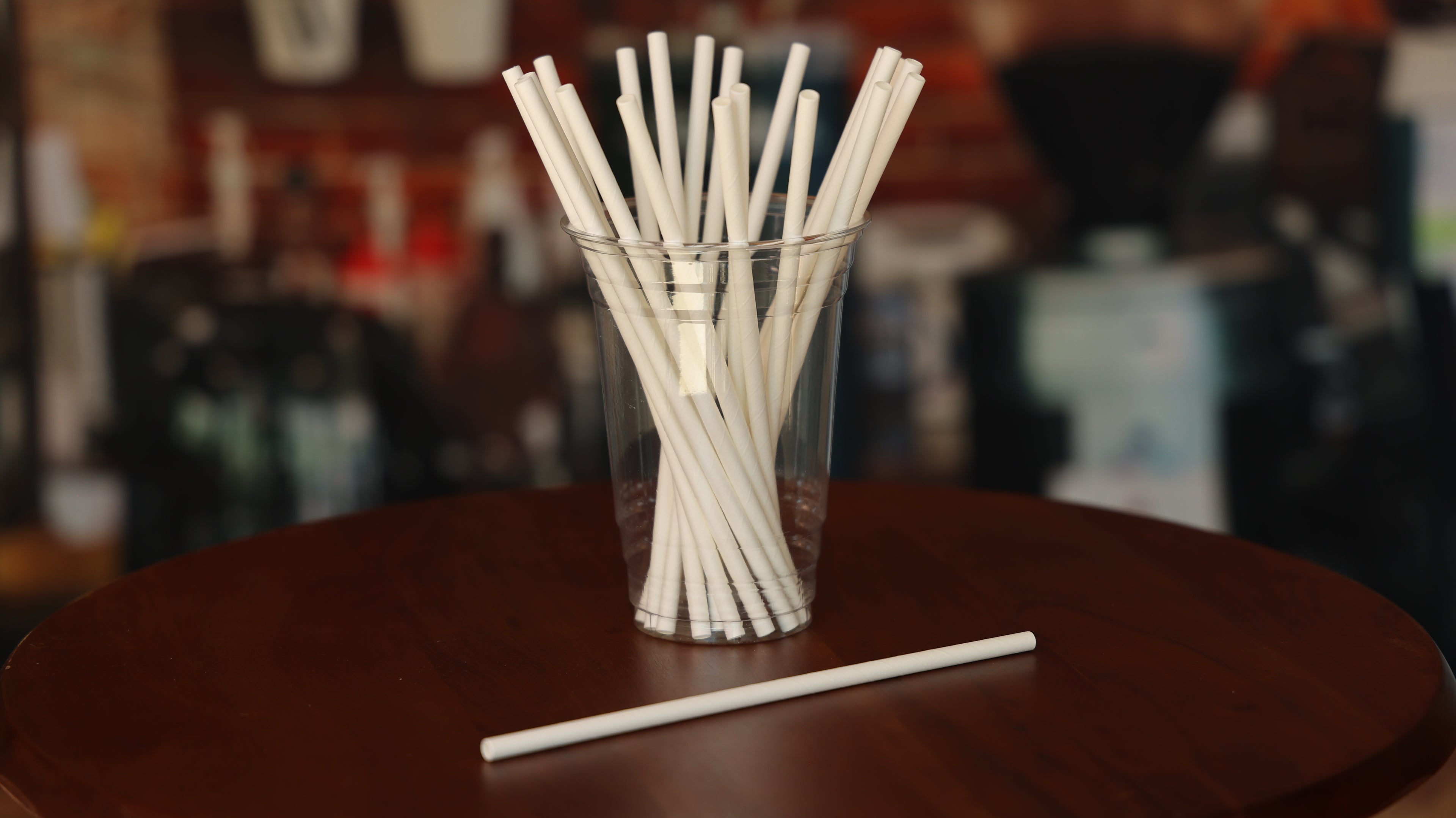 White paper straws